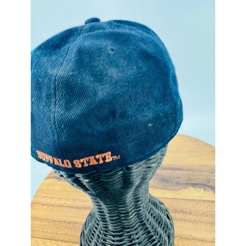 Buffalo‎ State University Bengals Hat Cap Mens OSFM Navy Blue Tiger Flat Bill